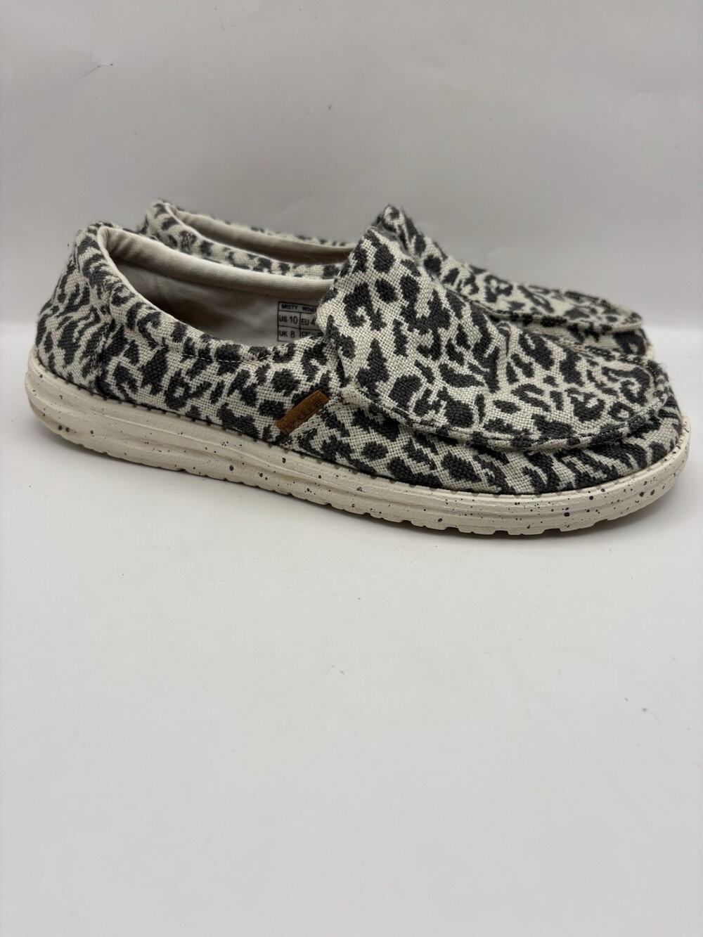 Hey Dude Misty Woven Slip On Cheetah Print Shoes Women Size 10